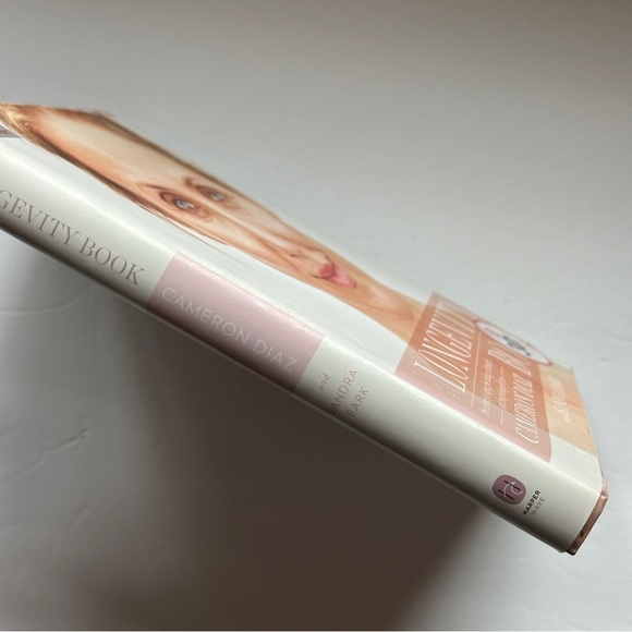 The Longevity Book by Cameron Diaz & Sandra Bark | SIGNED | Hardcover Book - Picture 3 of 12